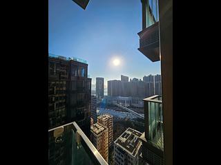 Tai Kok Tsui - Upper West 03
