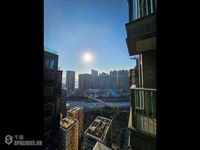 Tai Kok Tsui - Upper West 04