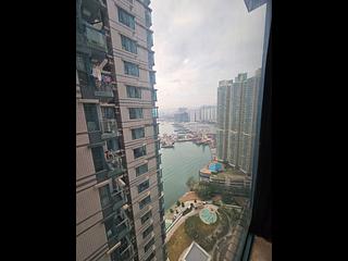 Tai Kok Tsui - The Long Beach 02