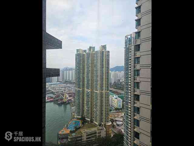 Tai Kok Tsui - The Long Beach 07