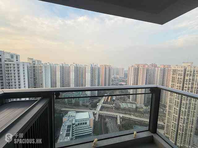 Tin Shui Wai - Yoho West Phase 1 Tower 3B 02