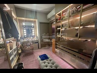Tai Hang - Carnation Court 03