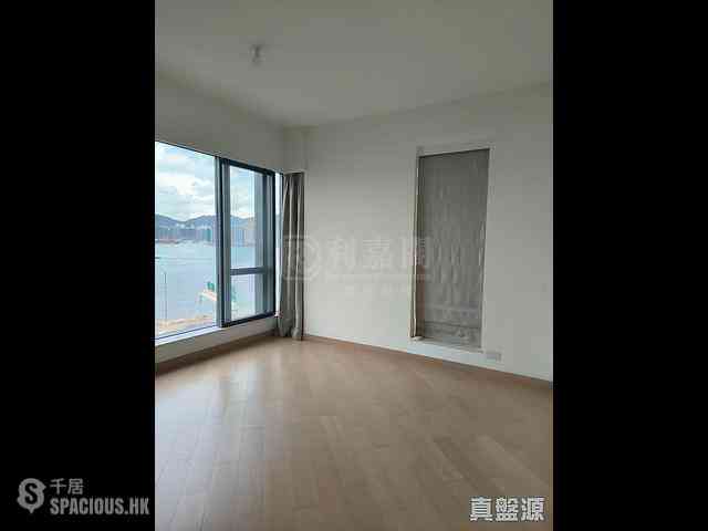 North Point - Victoria Harbour Phase 1B Tower 1 05