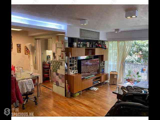 Wan Chai - Phoenix Court Block 4 02