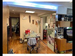Wan Chai - Phoenix Court Block 4 03