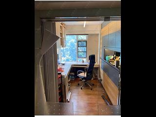 Wan Chai - Phoenix Court Block 4 07