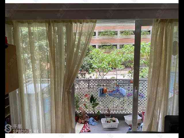 Wan Chai - Phoenix Court Block 4 10
