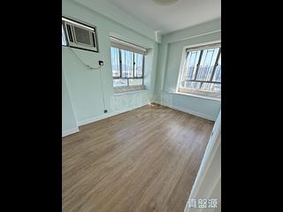 Sha Tin - Lucky Plaza Pak Lam Court (Block C2) 04