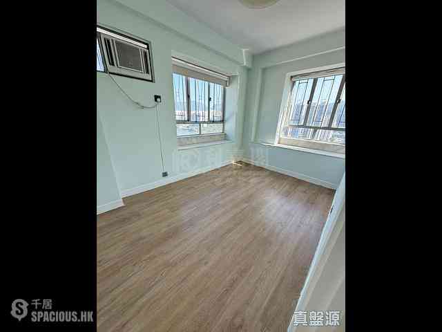 Sha Tin - Lucky Plaza Pak Lam Court (Block C2) 04