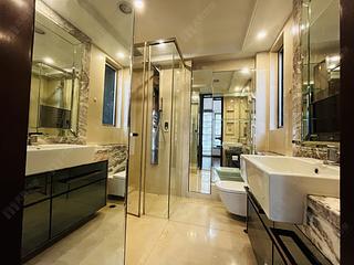 Wan Chai - The Avenue Phase 1 10