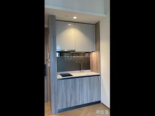 Lohas Park - Lohas Park Phase 11C Villa Garda II Tower 2B 03