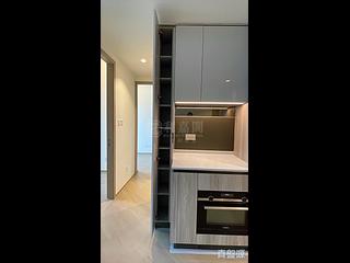 Lohas Park - Lohas Park Phase 11C Villa Garda II Tower 2B 04