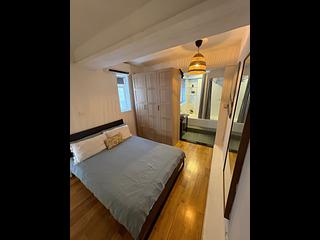 Soho - 36, Elgin Street 02