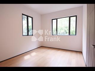 Repulse Bay - South Bay Villas Block C 04