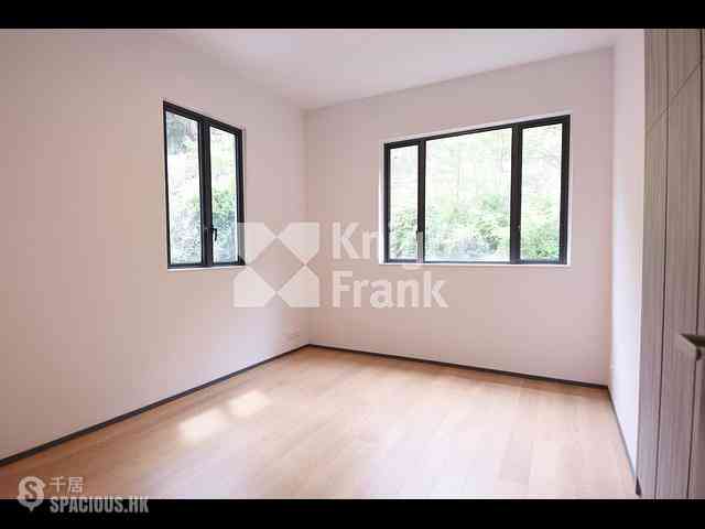 Repulse Bay - South Bay Villas Block C 04