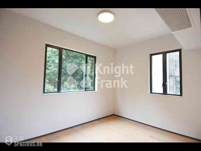 Repulse Bay - South Bay Villas Block C 09