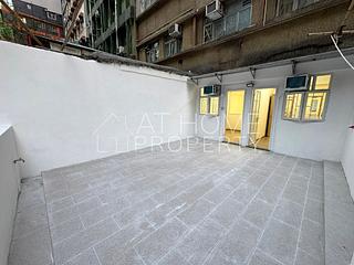 Sheung Wan - On Wah Building 02