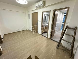 Sheung Wan - On Wah Building 03