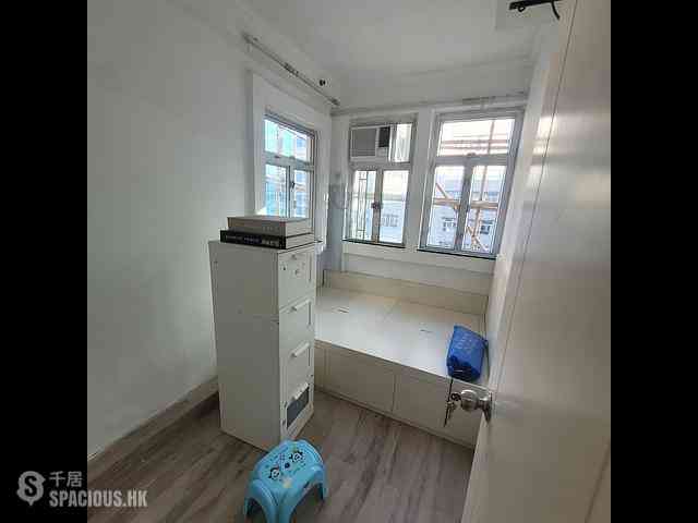 Jordan - Man Yuen Building 01