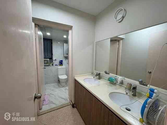 Braemar Hill - Wilshire Towers Block C 03