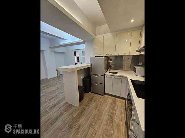 Central - 37, Peel Street 08