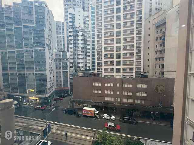 Wan Chai - Luen Fat Mansion 08
