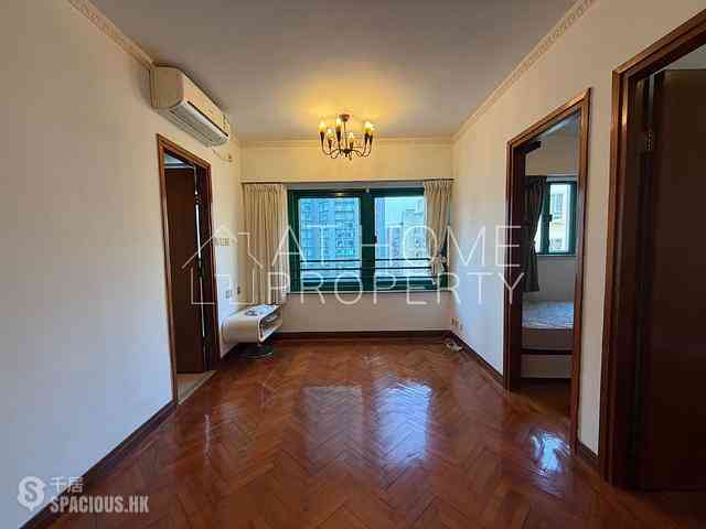 Kennedy Town - Shun Cheong Building 01