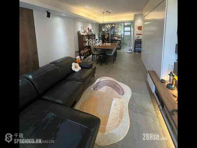 Braemar Hill - Hilltop Mansion 06