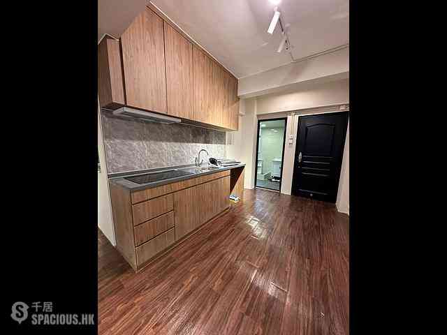 Sai Ying Pun - 230-232, Des Voeux Road West 05