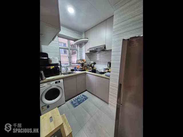 Wan Chai - Wing Cheong Building 02