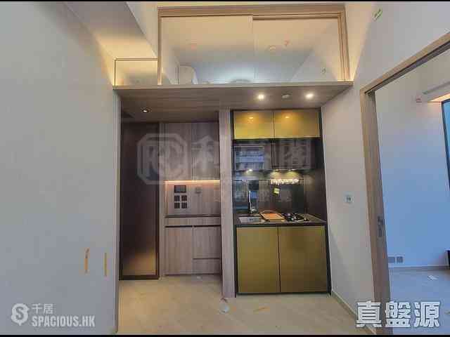 Tai Kok Tsui - Square Mile Phase 5 Gateway · Square Mile 10