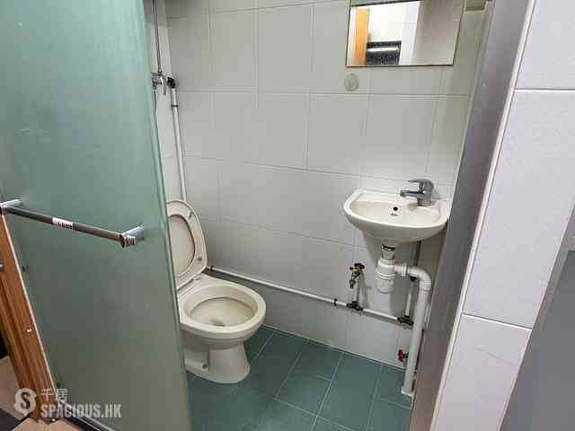 Causeway Bay - 57, King's Road 02