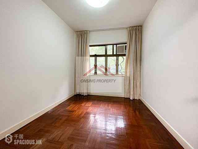 Mid Levels West - Hing Wah Mansions 07
