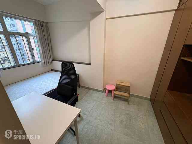 Sheung Wan - Overseas Trust Bank Building 05