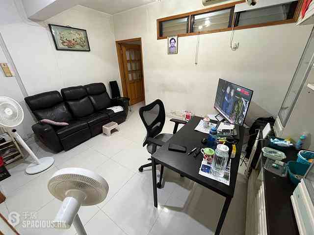Kennedy Town - Sincere Western House 03