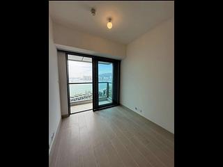 Tuen Mun - Gold Coast Bay Phase 2 The Reserve 02