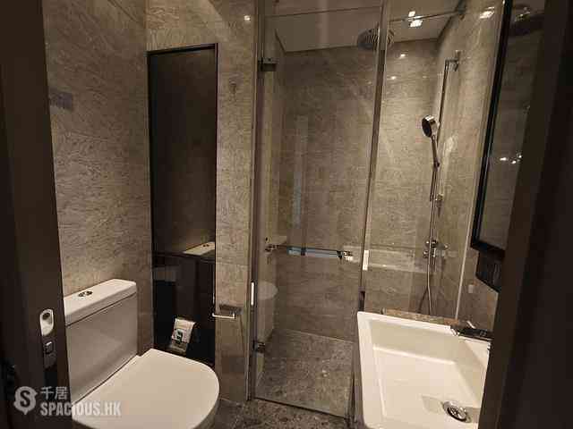 North Point - Victoria Harbour Phase 1B Tower 1 06
