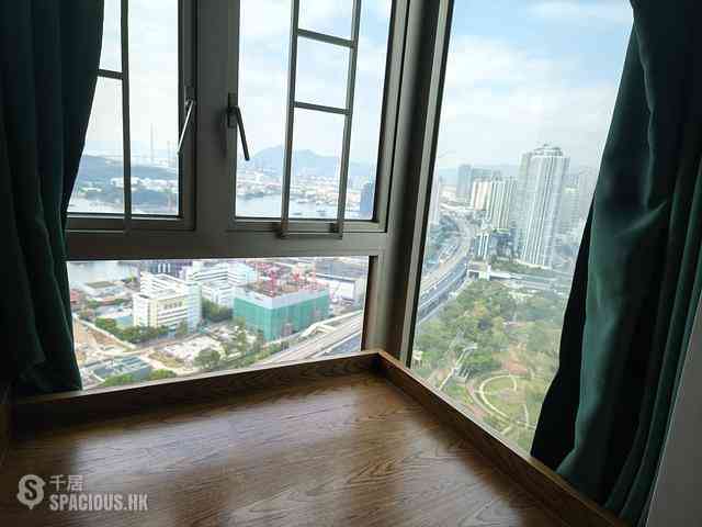 Tai Kok Tsui - The Hermitage Block 7 04