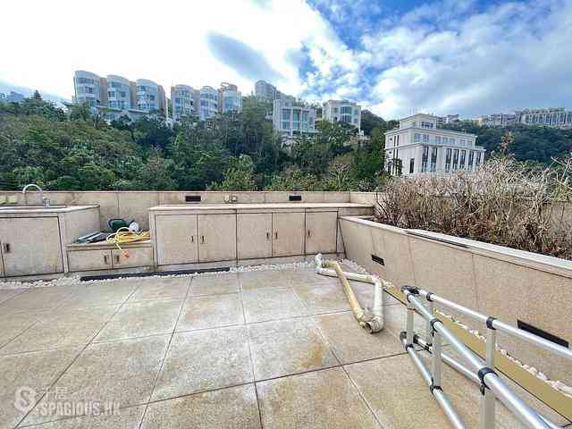 The Peak - Altadena House 04