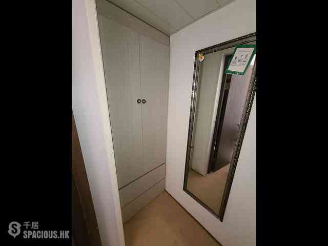 Wan Chai - Sing Kong Building 07