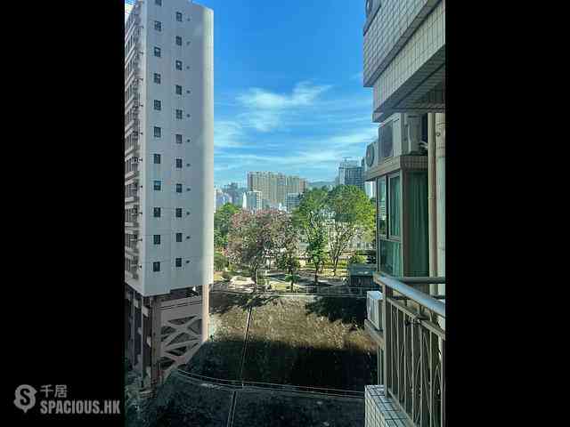 Wan Chai - The Zenith Phase 1 Block 1 12