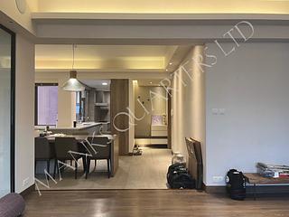 Mid Levels Central - Chenyu Court 02