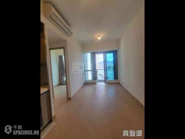 Cheung Sha Wan - Grand Victoria 02