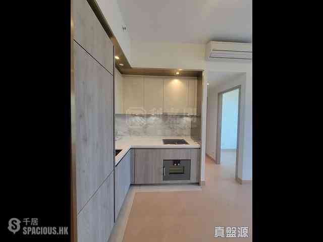 Cheung Sha Wan - Grand Victoria 06