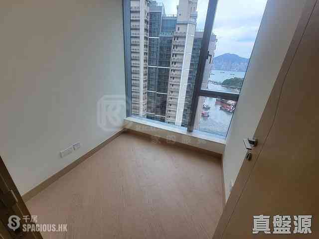 Cheung Sha Wan - Grand Victoria 07