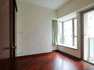 Wan Chai - The Avenue Phase 1 Block 5 04