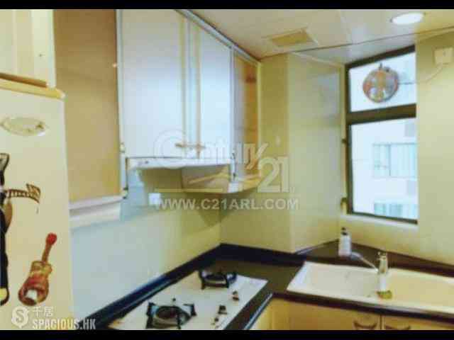 Siu Sai Wan - Island Resort 03