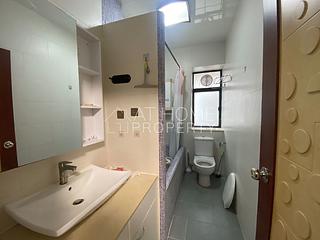Sai Ying Pun - Kam Fung Mansion 07
