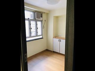 Lai Chi Kok - Mei Foo Sun Chuen Phase 5 03