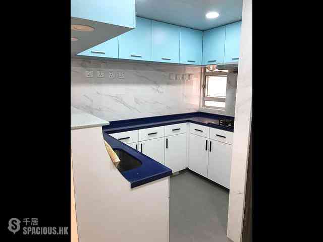 Lai Chi Kok - Mei Foo Sun Chuen Phase 5 05